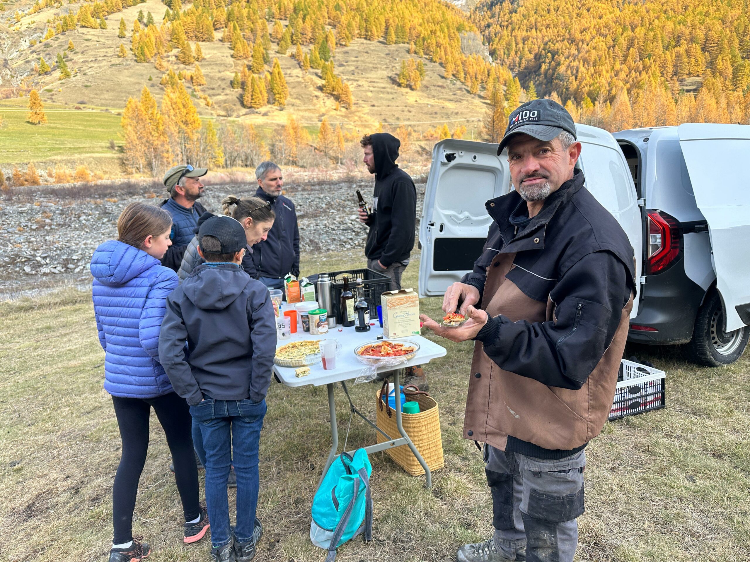 Partager le verre de l'amitié
