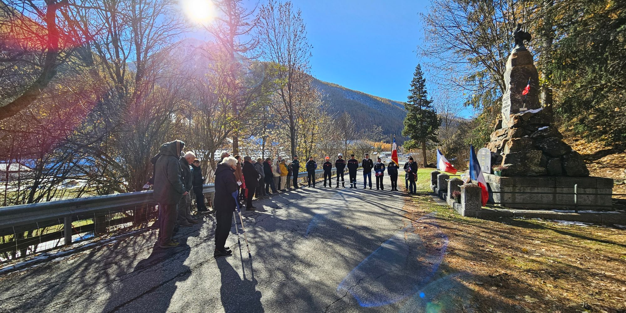 Le monument d&rsquo;Aiguilles honore ses héros